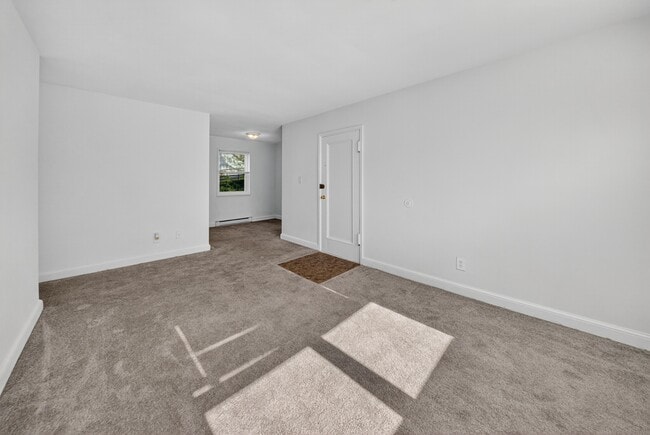 Photo - Croydon Manor Apartments