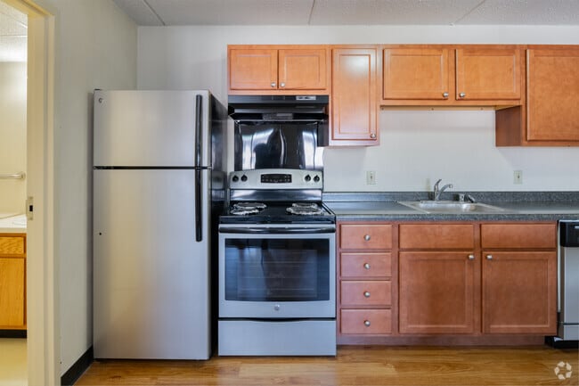 Regent-West Apartments