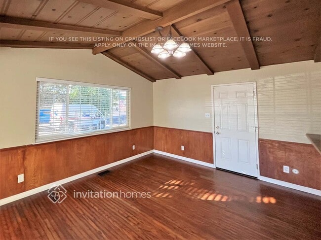 Photo - 640 W El Camino Ave