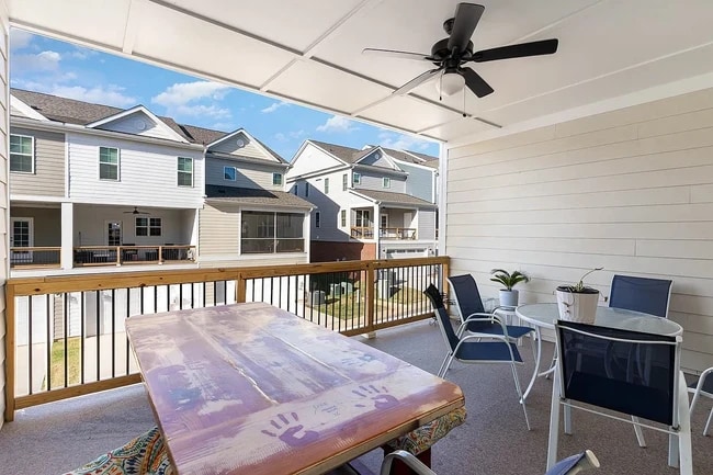 2nd floor patio