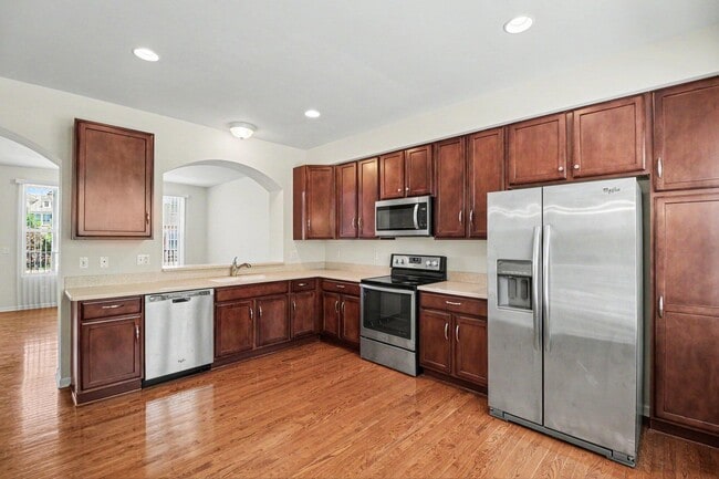 Photo - 27902 Hopkins Dr