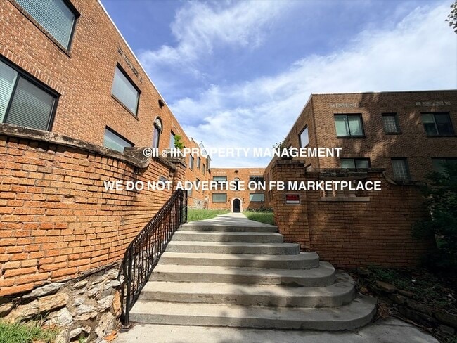 Photo - 4511 Roanoke Pkwy
