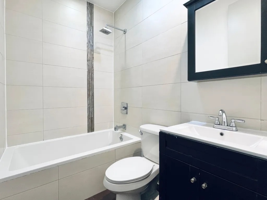 Photo - Furnished room/NOT APARTMENT Unit 3R