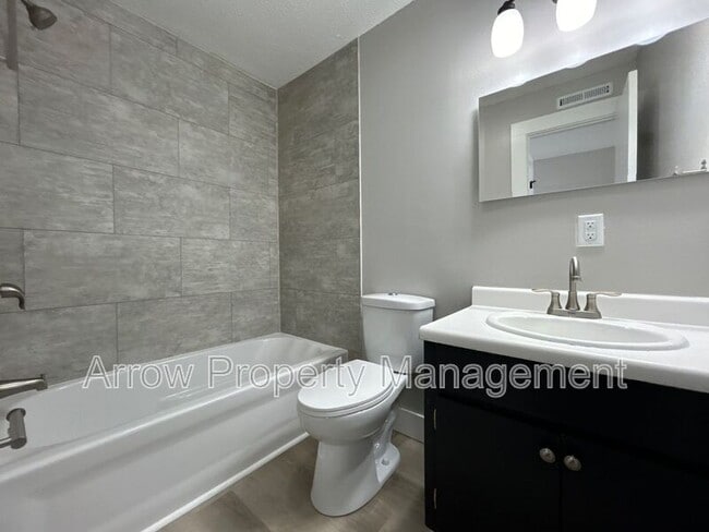 Photo - 1010 N 16th St