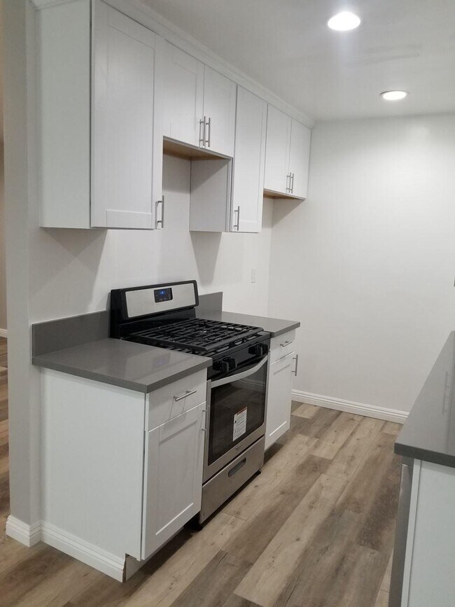 Photo - 9301 Lucerne Ave