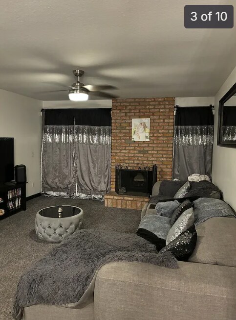 Living Room - 110 N 2nd Ave Unit 1