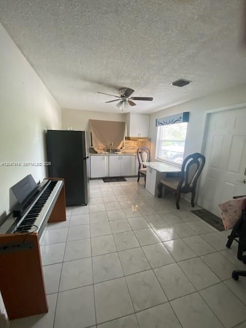 Photo - 4828 SW 20th St Unit Back