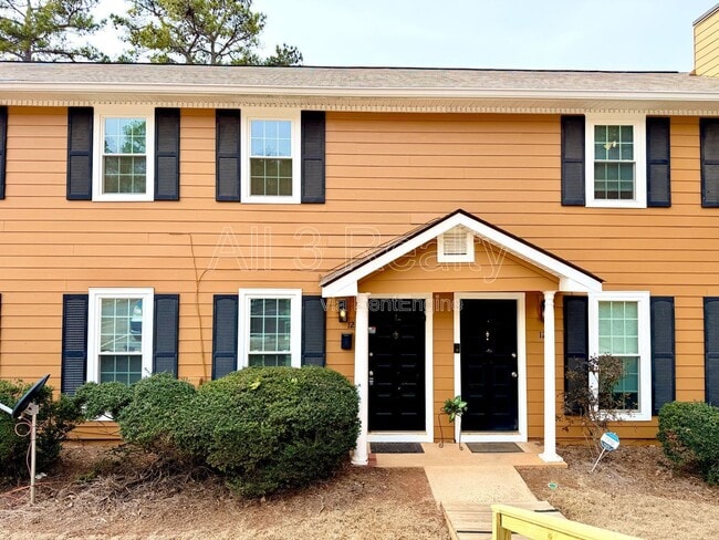 Building Photo - 121 Jackson Dr