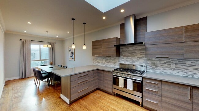 Photo - 1582 42nd Ave