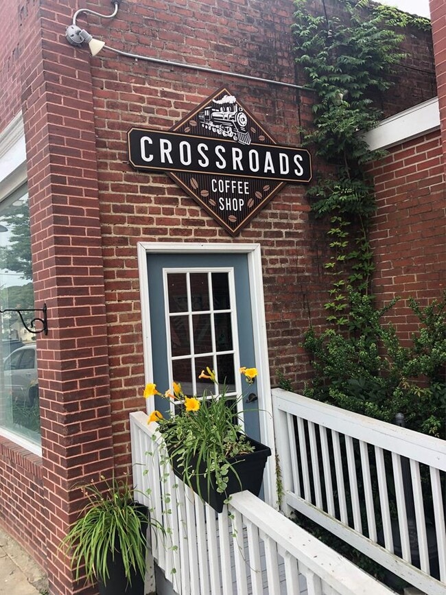 Photo - 25514 E Main St