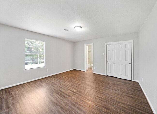 Photo - 1411 Pleasantville Dr