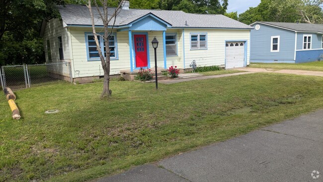 Building Photo - 3500 Wilma Ave Rental