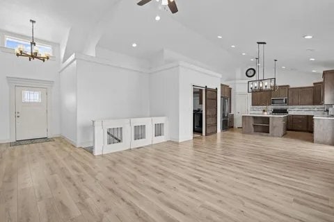 Photo - 1270 Dolostone Dr