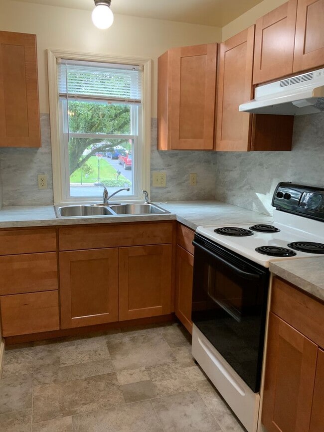 Photo - 1633 Chadwick Cir Unit 1633 CHADWICK CIRCLE, D