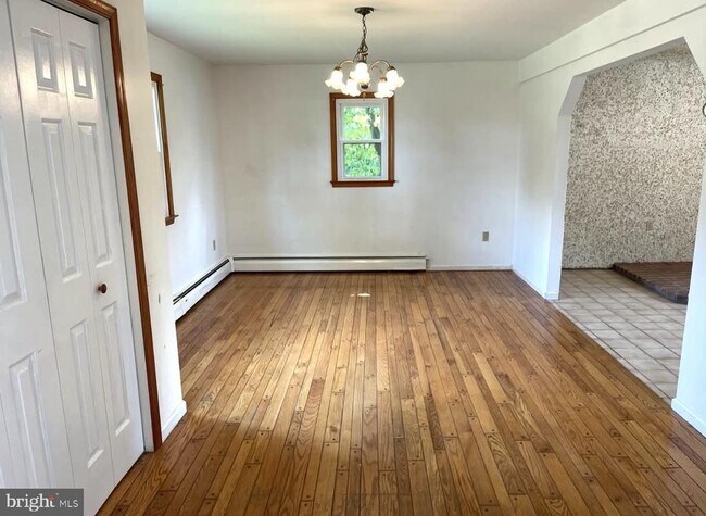 Photo - 152 3rd Ave