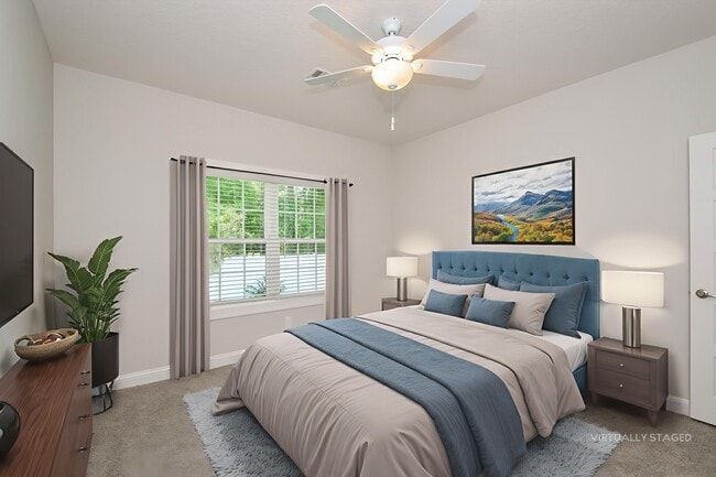 1087 Walker Point Wy