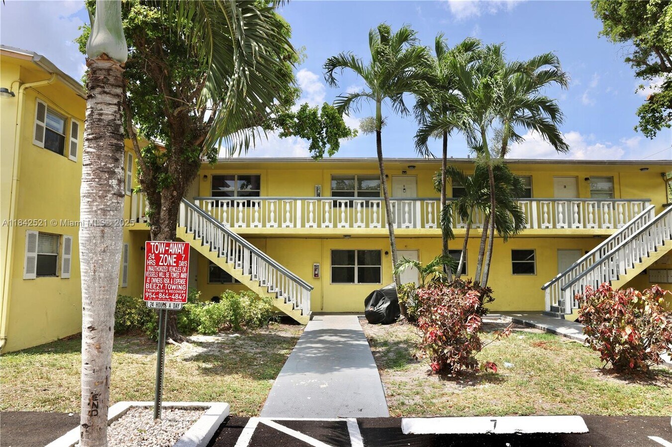 Photo - 1429 SW 9th St Unit 5