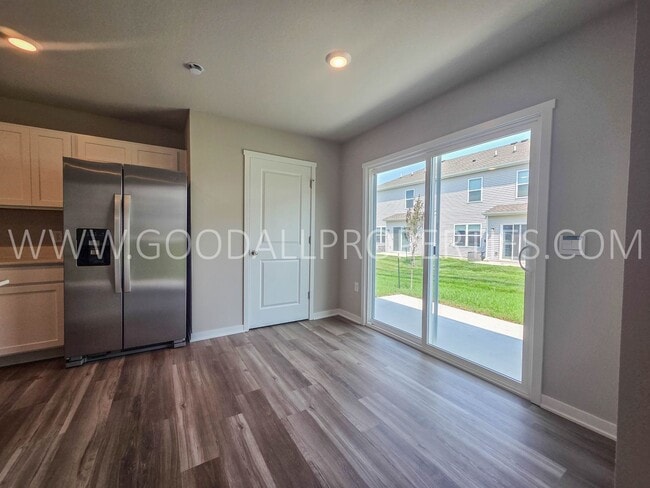 Photo - 3595 Pershing Ln