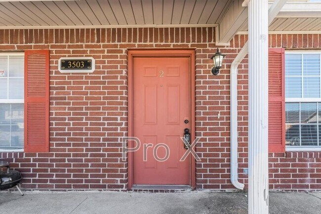 Photo - 3503 SW Victoria Pl Unidad Apt 2