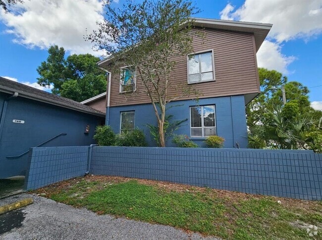 Building Photo - 7610 W Powhatan Ave Unit 3 Rental