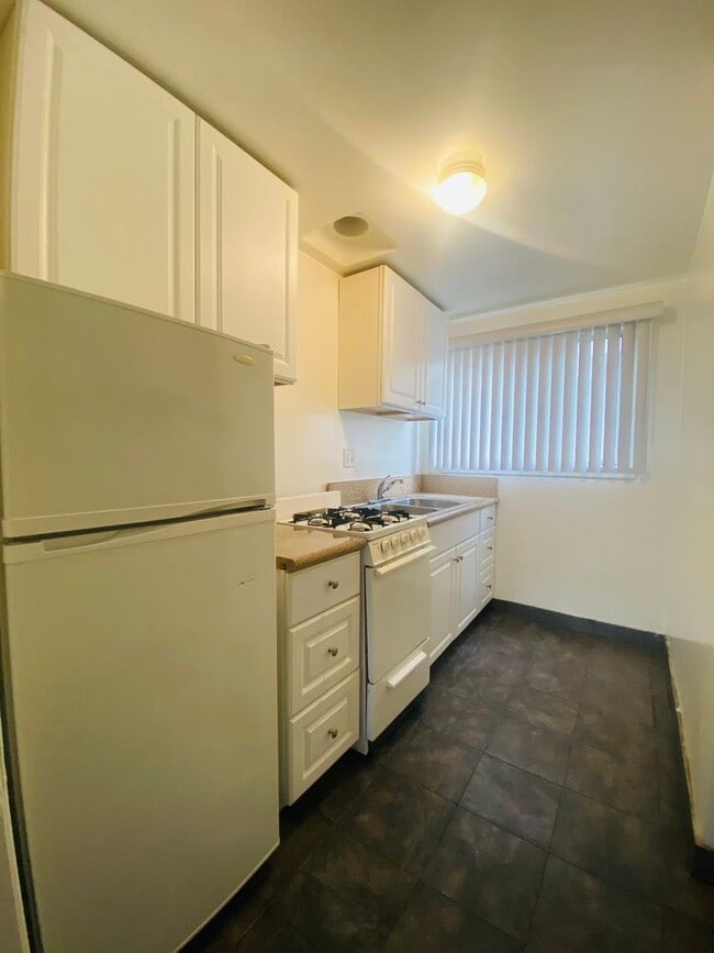 Photo - 3729 Dunn Dr
