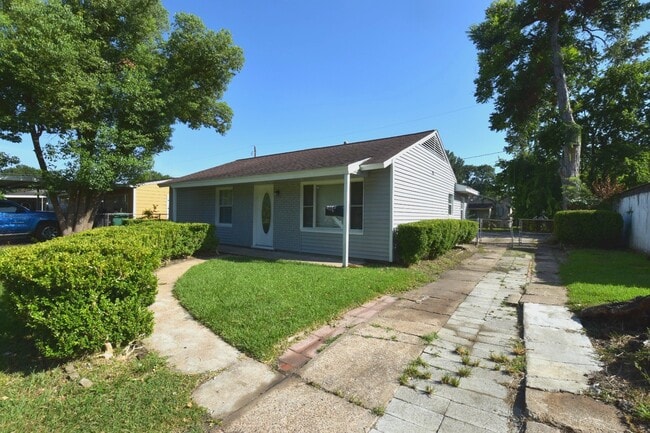 Building Photo - 4038 Erby St Rental