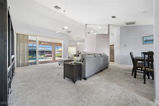 Photo - 210 SW 37th Terrace