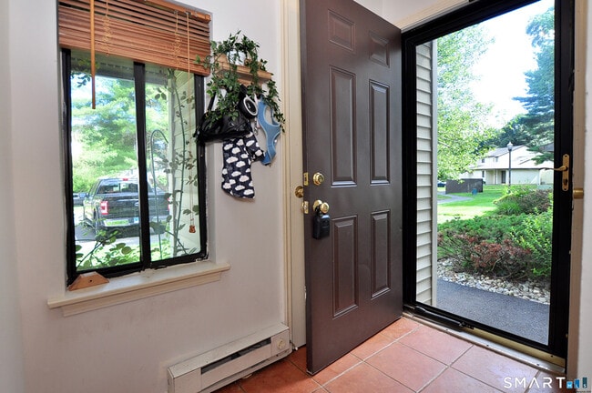 30 Simsbury Landing Unit 30