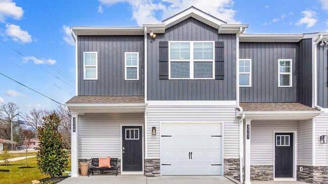 Photo - 2541 Legg Ln