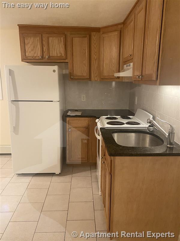 Building Photo - 401 Broadway Unit #3 Rental