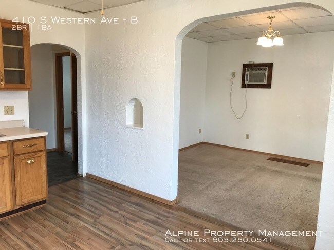 Photo - 2 Bed/1 Bath Ground Floor Duplex for Rent!! Unit B