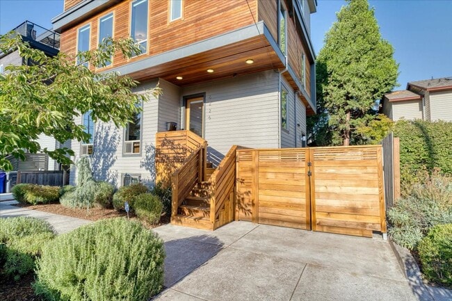 Photo - $500 off first month! Spacious, light-fill... Unit N Concord