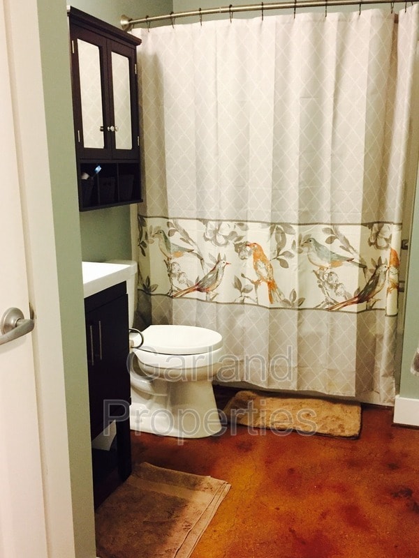 Photo - 425 Campbell Ave SW
