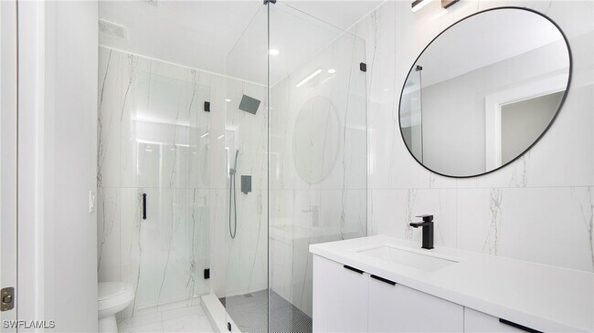 Photo - 9002 Somerset Ln