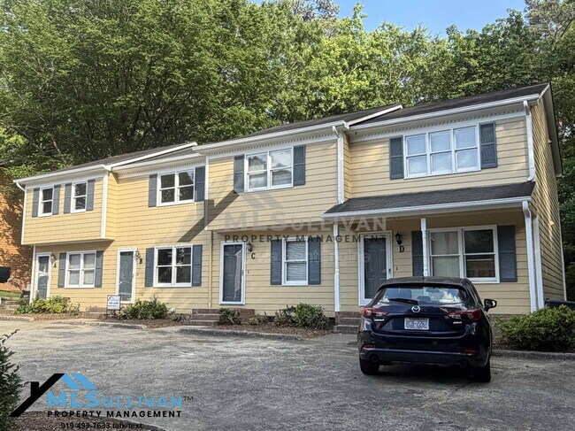 Photo - 2211 Peppertree St Unit B
