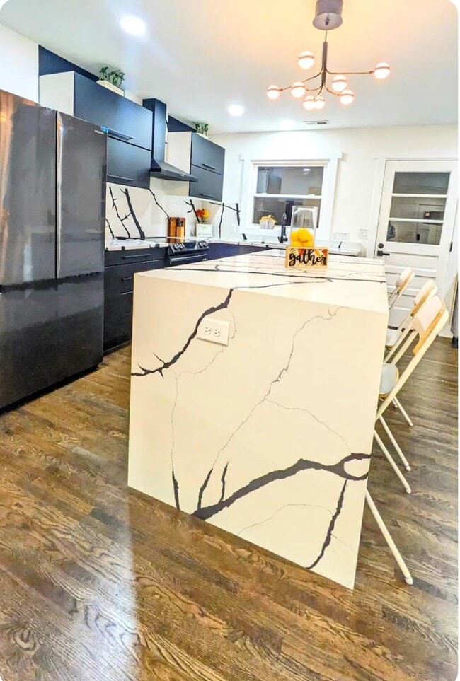 Photo - 1114 Comstock Dr