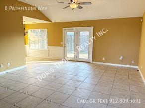 Photo - 8 Pathfinder Way