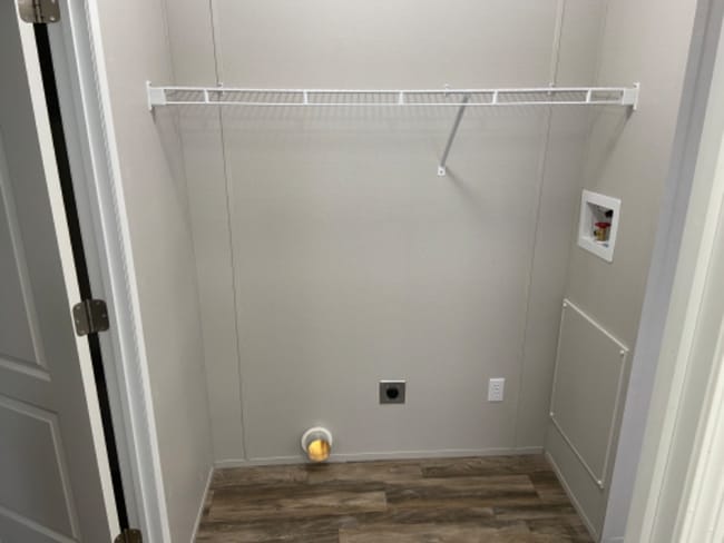 Photo - 9859 Shepherd Rd