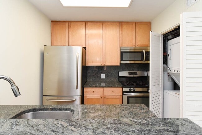 Photo - 949 W Grace St Unidad 202B