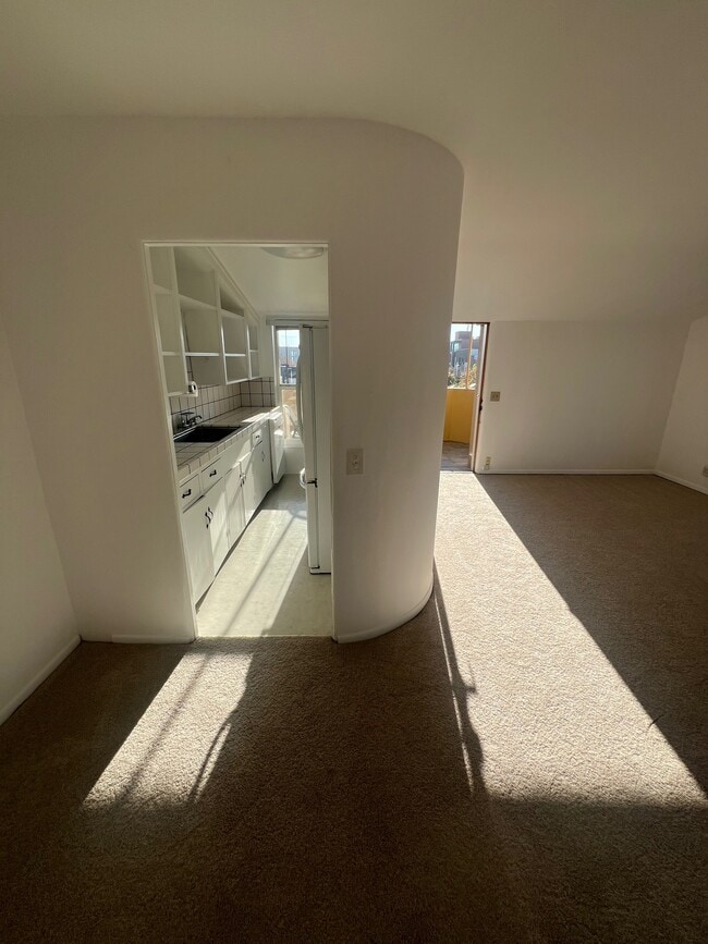 Photo - 411 California Ave