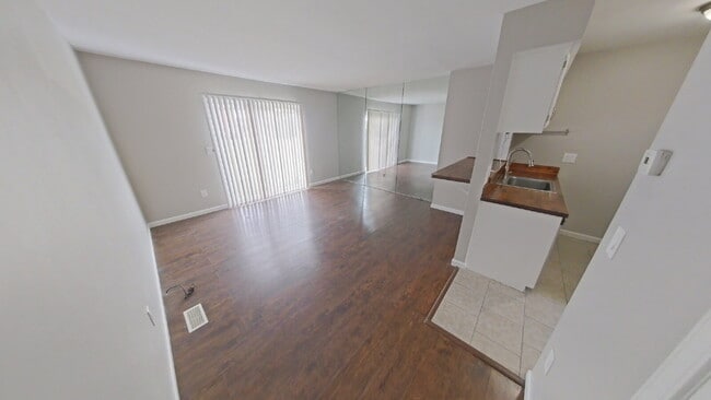 Photo - 8445 Hickory Dr
