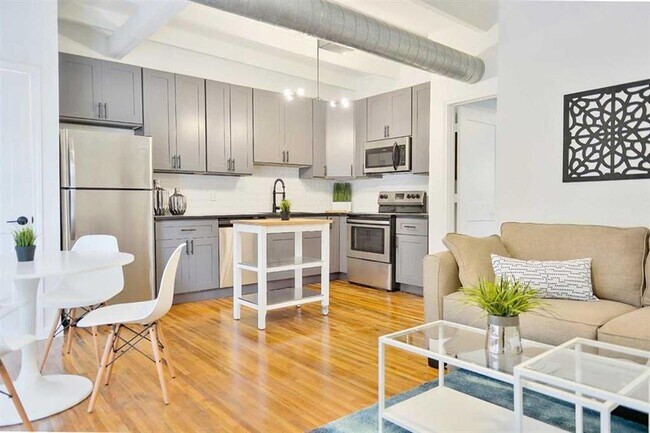 219 Marshall St Unit 127  