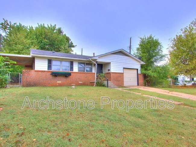 Photo - 608 Holoway Dr