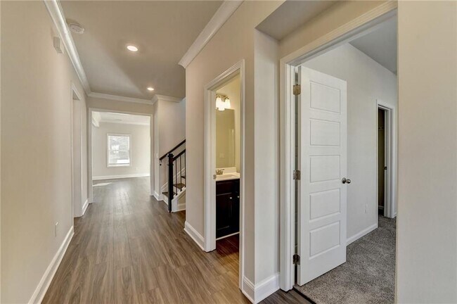 Photo - 1622 Dover Creek Ln