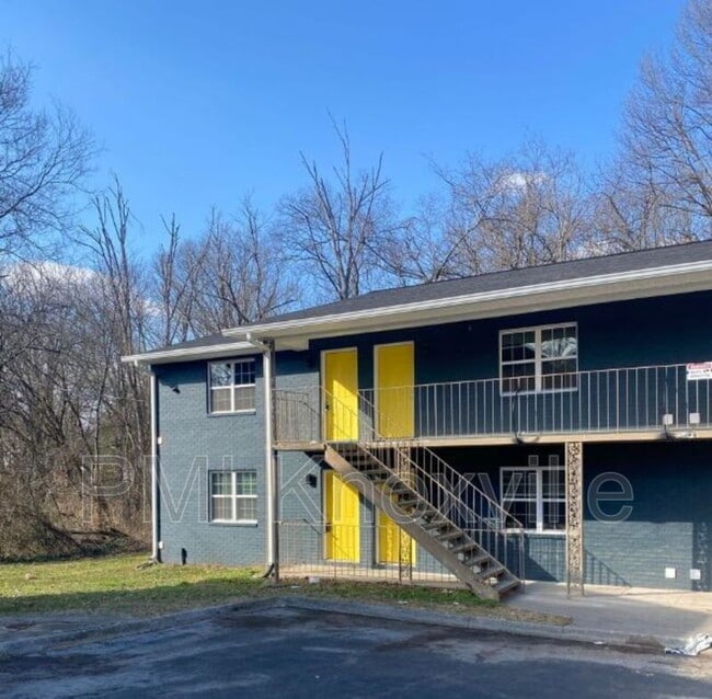 Building Photo - 123 Ingersoll Ave Unit Apt 9