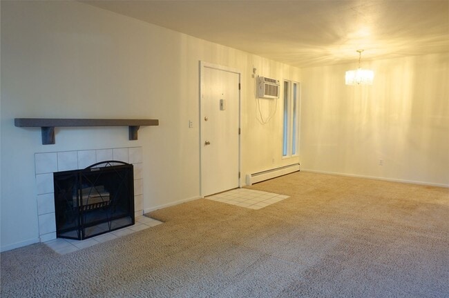 Photo - Cozy 2 bedroom 1 bath condo for rent right in Niwot at Cottonwood Park! Unidad 41