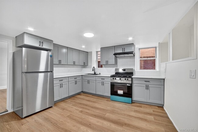 Building Photo - 59 Park Hill Ave Unit BSMT