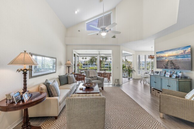 Photo - 777 Beach View Dr