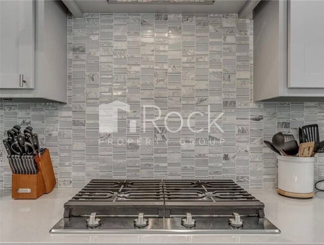 Photo - Gorgeous 4 Bedroom Home with Storm Shelter