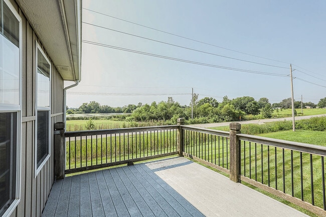 Photo - 732 S Evergreen St